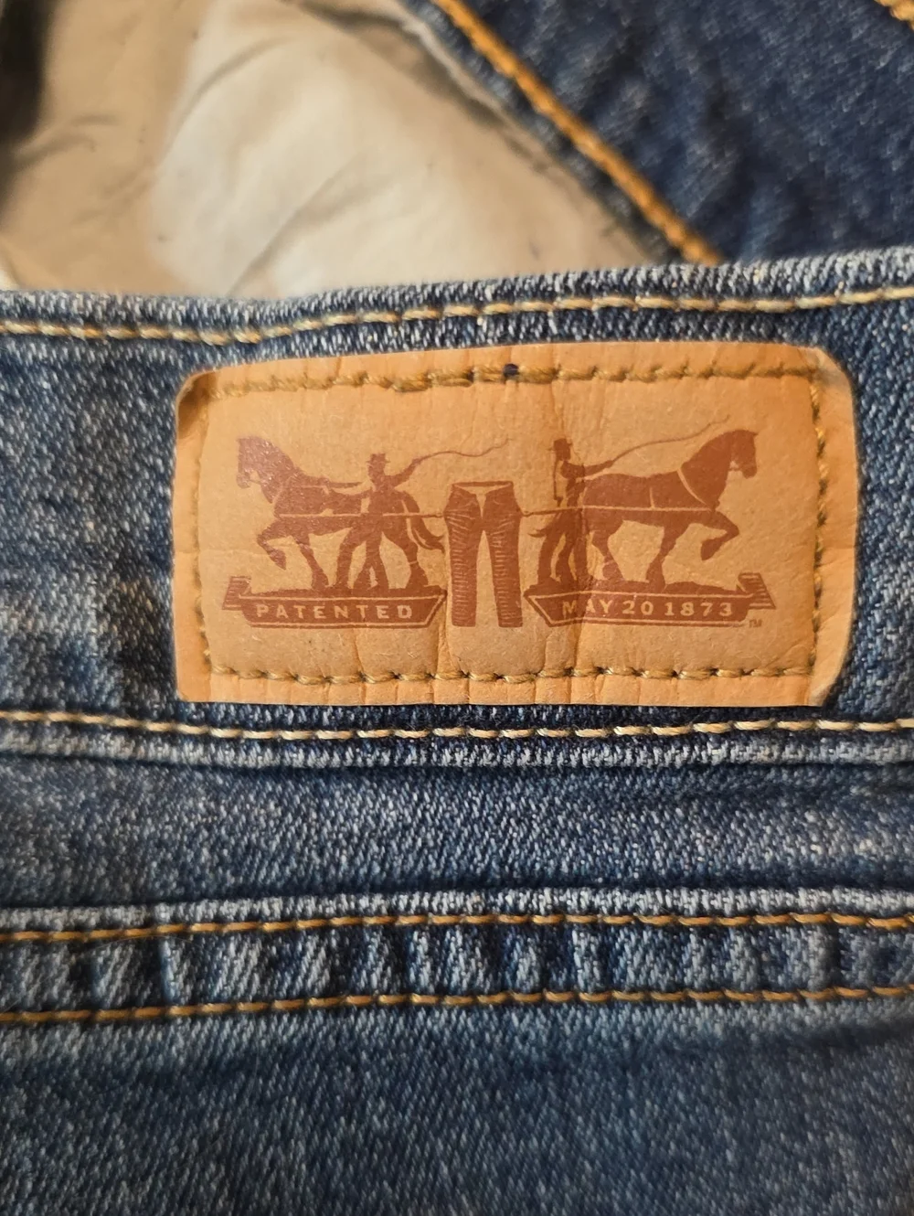 Levis Blue Bootcut Jeans with Signature Back Pocket